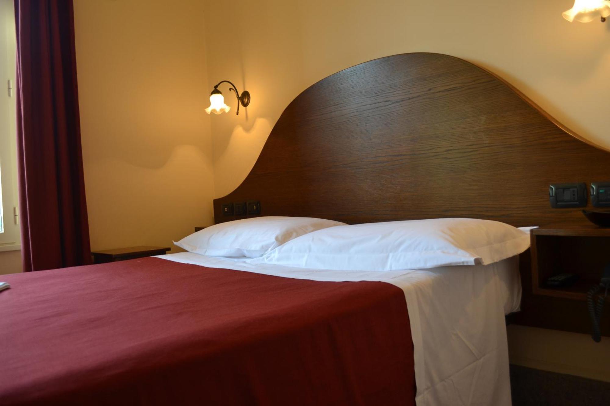 Hotel Al Sanpietrino Rom Zimmer foto